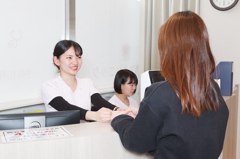 平日夜19時半までの夜間診療、土曜日16時半までの休日診療